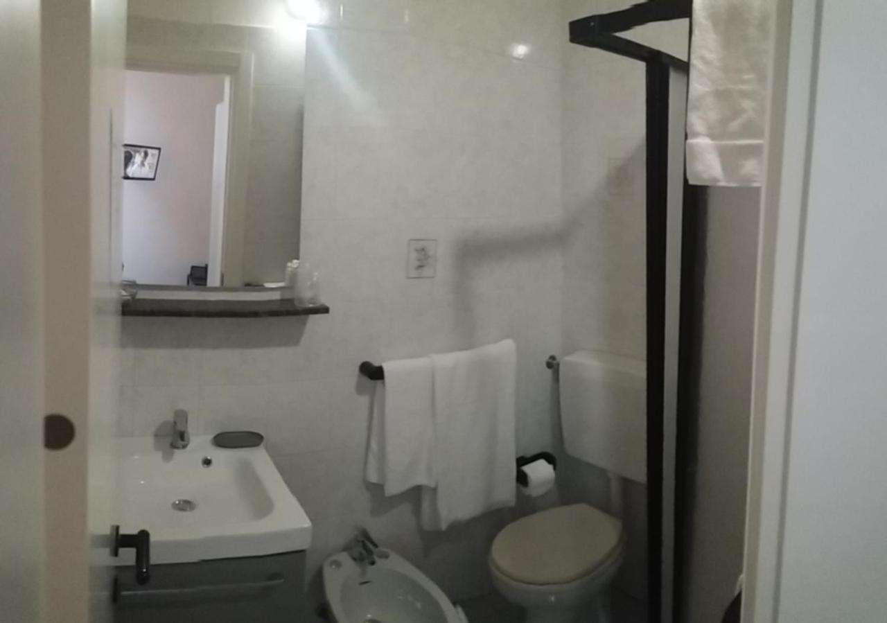 Hotel Malibu Spotorno Exterior foto