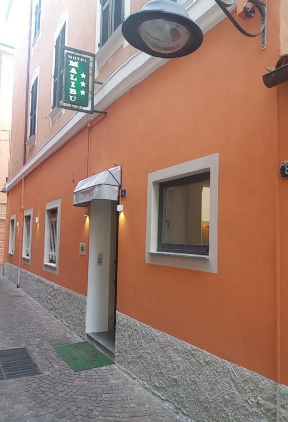 Hotel Malibu Spotorno Exterior foto
